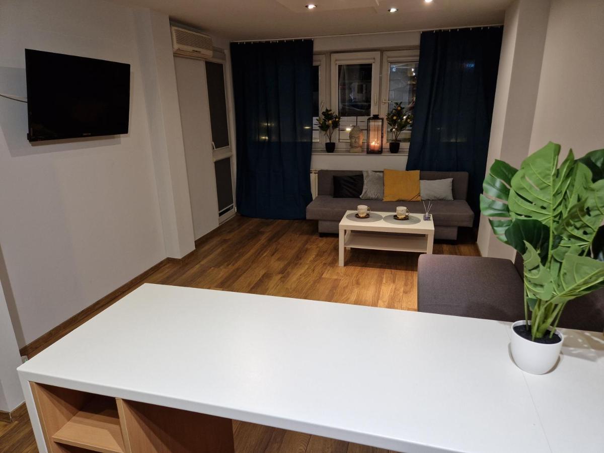 View Apartments And Rooms Warsaw Luaran gambar