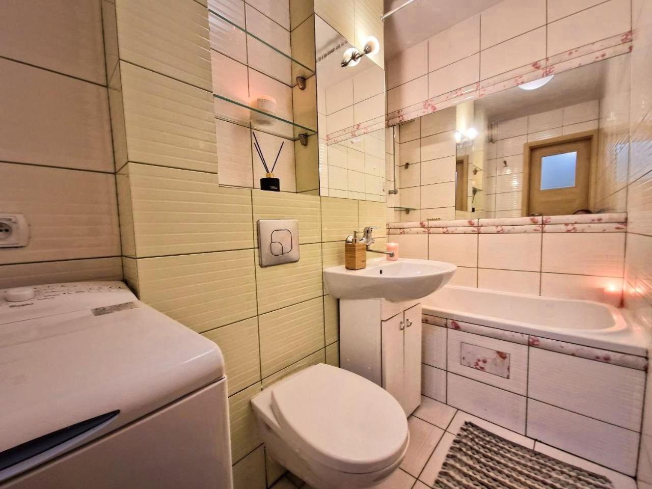 View Apartments And Rooms Warsaw Luaran gambar