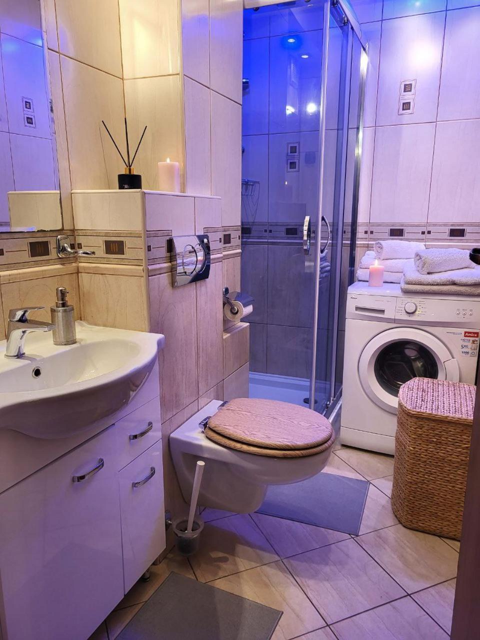 View Apartments And Rooms Warsaw Luaran gambar