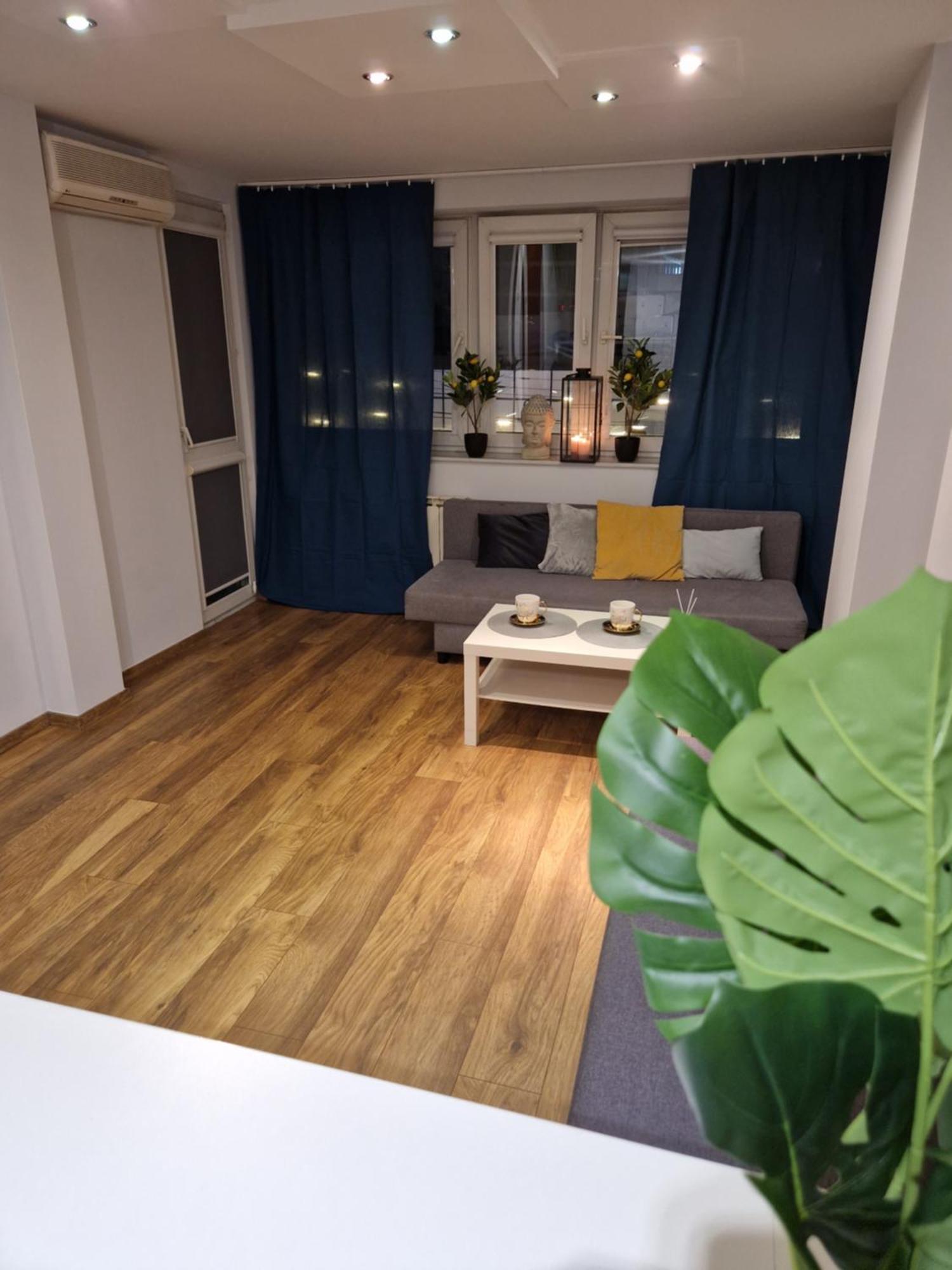 View Apartments And Rooms Warsaw Luaran gambar