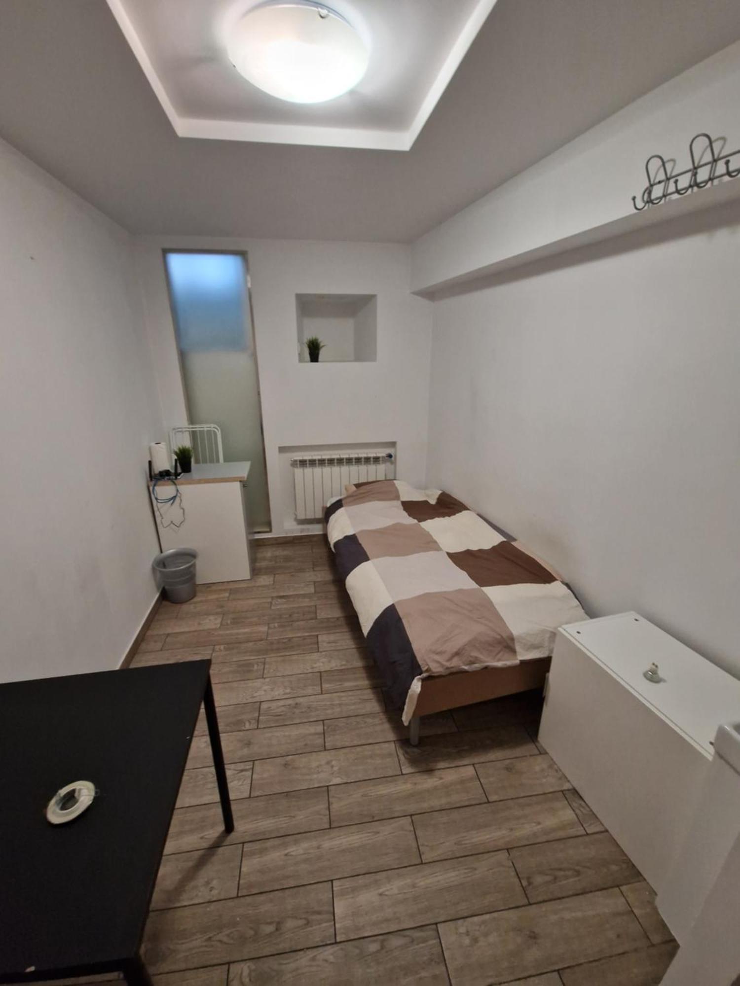 View Apartments And Rooms Warsaw Bilik gambar